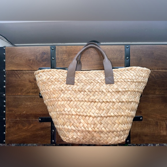 Kayu Preston Leather Tote - Picture 2 of 9